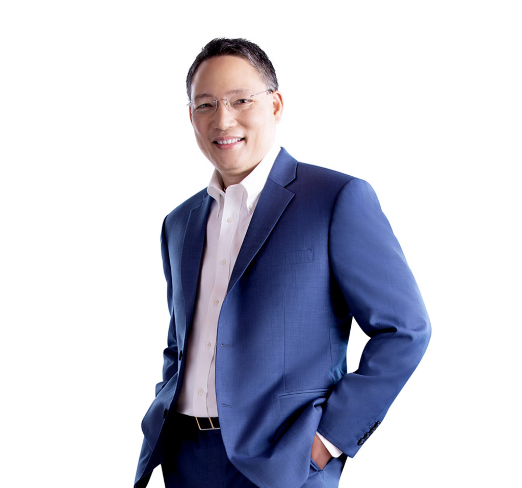 Mr.  Payong  Srivanich